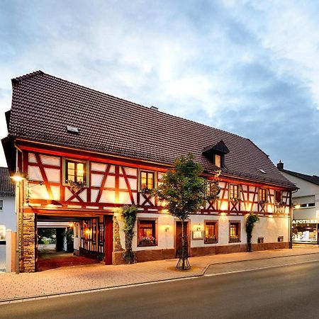 Landgasthof Hirsch Remchingen Eksteriør billede